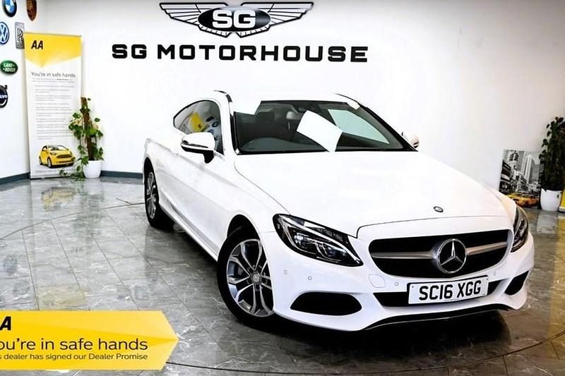 Used Mercedes C300 245 HP (180 kW) 2016 White Coupe