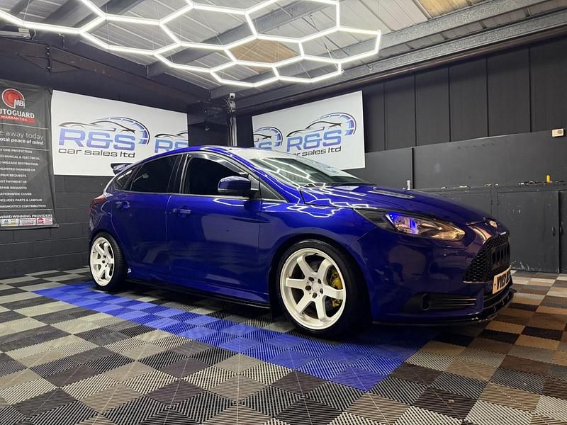 Used Ford Focus ST 2013 Blue Hatchback