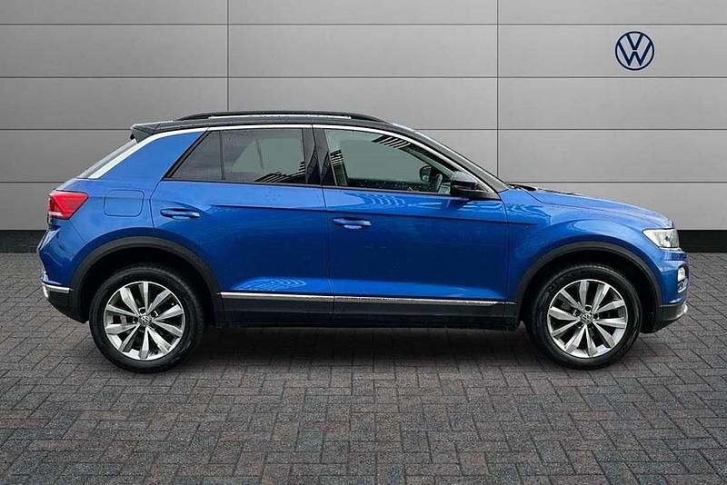 Used VW T-Roc Design 115 HP (84 kW) 2020 Blue SUV