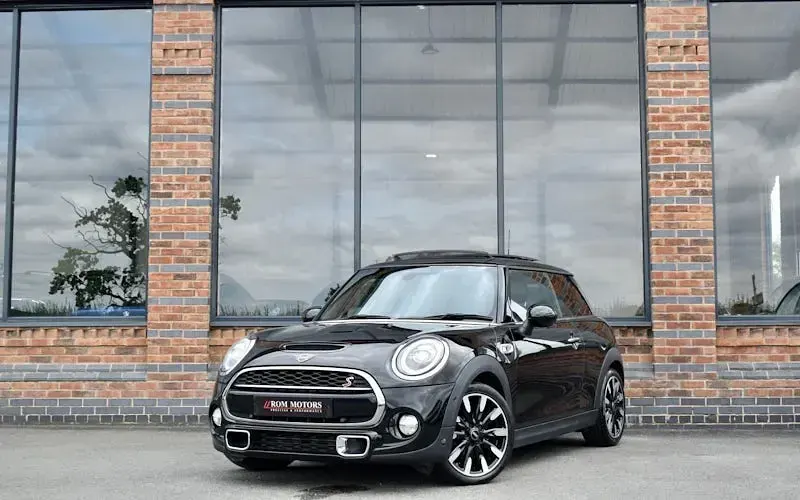 Used Mini Cooper S Exclusive 192 HP (141 kW) 2019 Hatchback