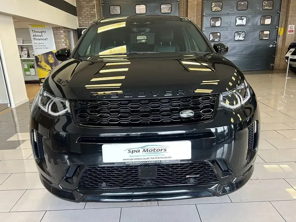 Used Land Rover Discovery 5 SE Dynamic 204 HP (150 kW) 2022 Black SUV
