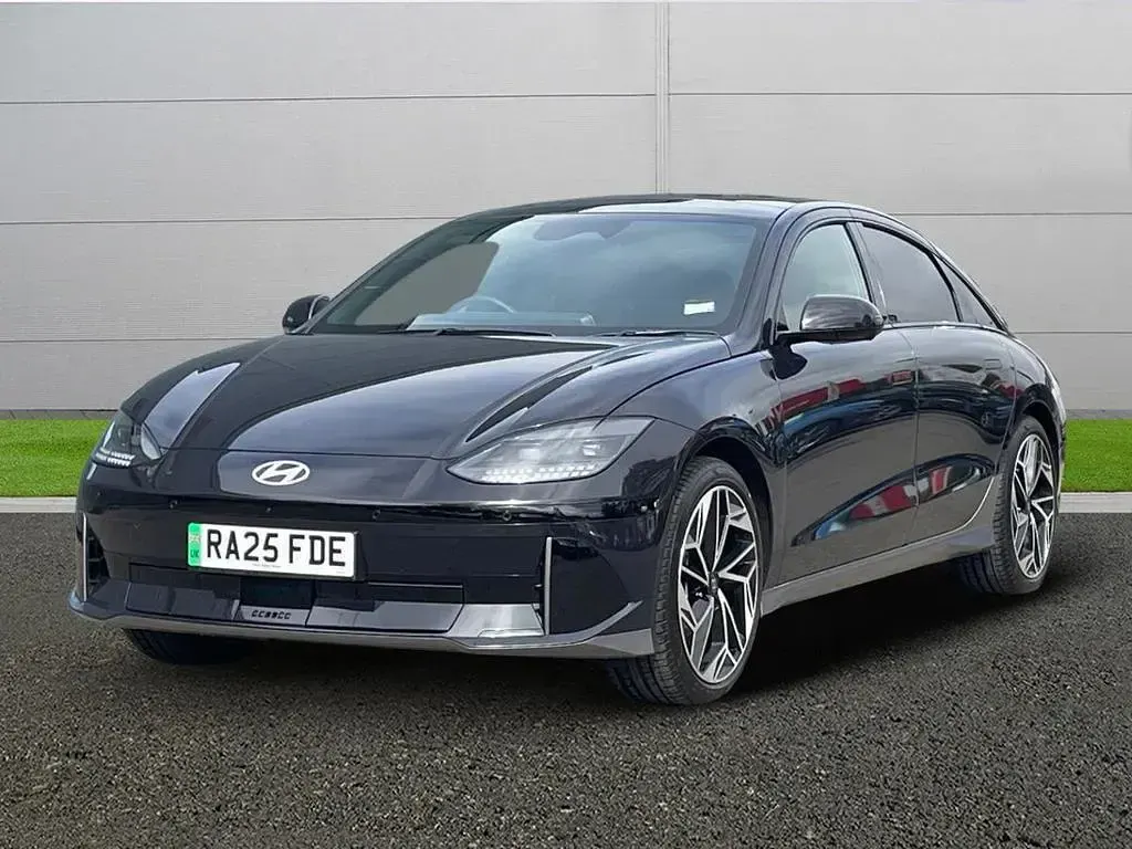 Used Hyundai Ioniq 88 kW (120 HP) 2016 Red Hatchback