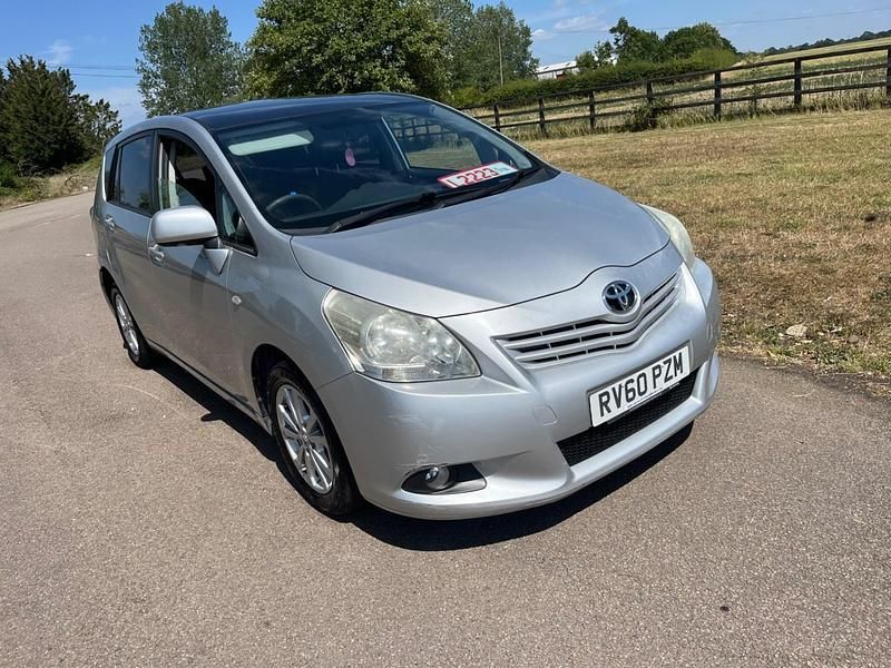 Silver Used 2010 Toyota Verso MPV | £2,690 (Fair price) - Image 1/4