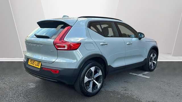 Used Volvo XC40 Plus 197 HP (144 kW) 2025 Grey SUV