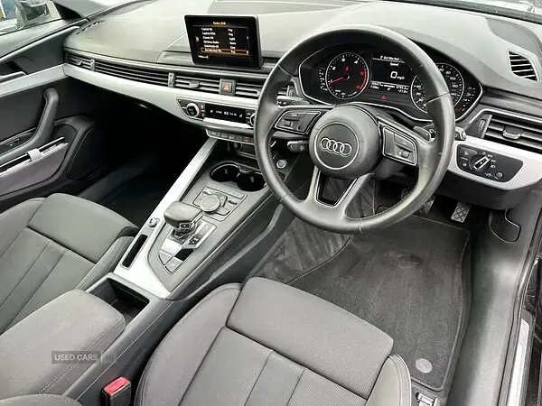 Used Audi A4 Sport 190 HP (139 kW) 2016 Black Estate