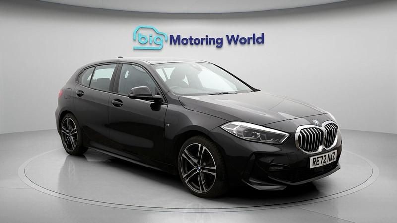 Used BMW 118 M Sport 134 HP (98 kW) 2022 Black Hatchback