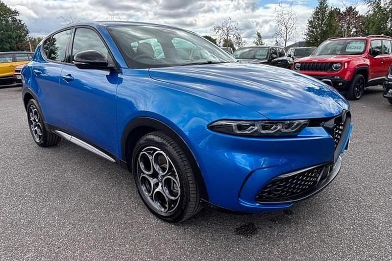 Used 2024 Alfa Romeo Tonale Sprint SUV | £23,795 (Fair price) - Image 1/1