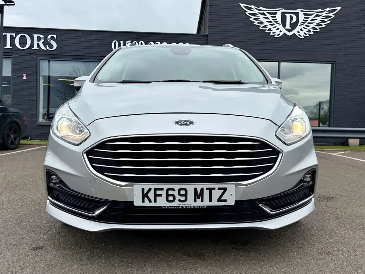 Usado Ford Galaxy Titanium 2019 Prateado Monovolume