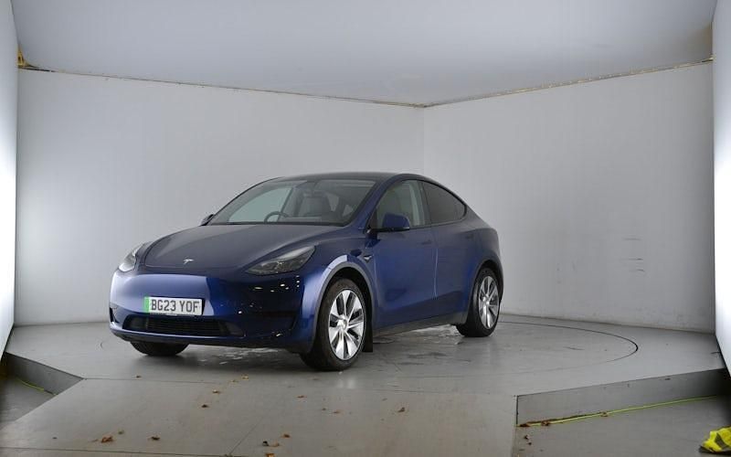 Used 2024 Tesla Model Y RWD SUV | £23,100 (Good price) - Image 1/3
