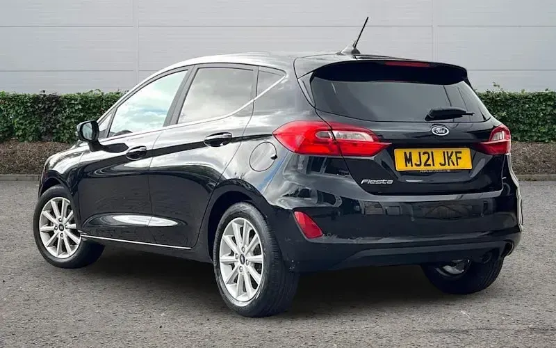 Usado Ford Fiesta Titanium 95 HP (69 kW) 2021 Preto Citadino