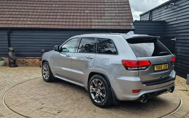 Usado Jeep Grand Cherokee SRT 468 HP (344 kW) 2017 Cinzento SUV