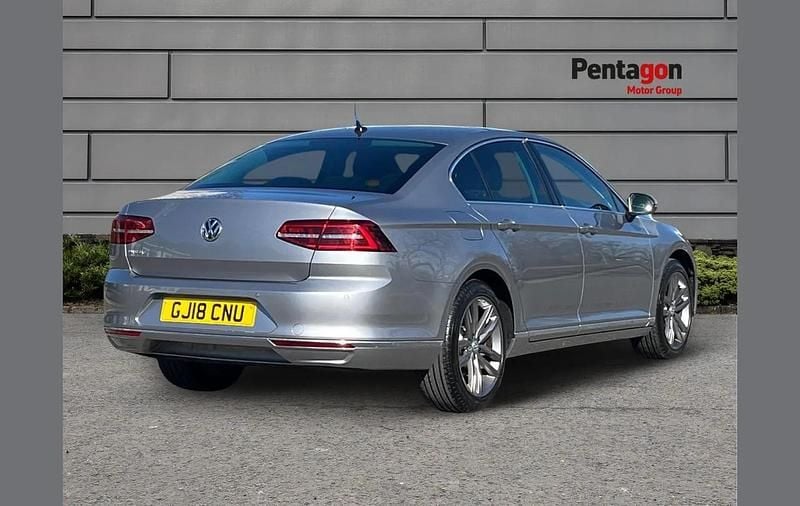 Used VW Passat GT 147 HP (108 kW) 2018 Silver Sedan