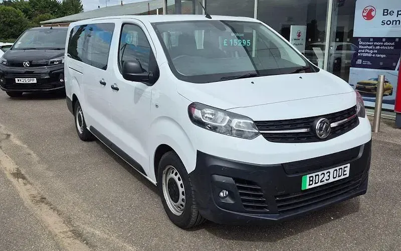 Used Vauxhall Vivaro 100 kW (136 HP) 2023 MPV