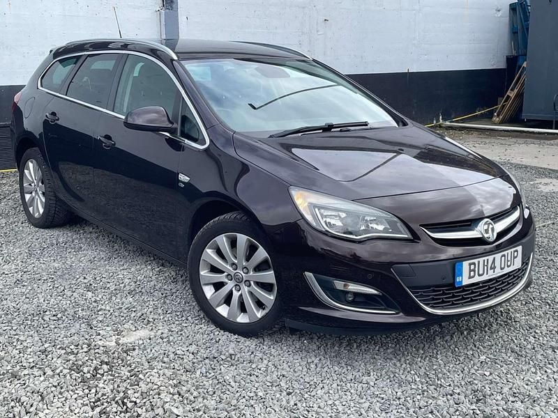 Used Vauxhall Astra Elite 2014 Brown Estate