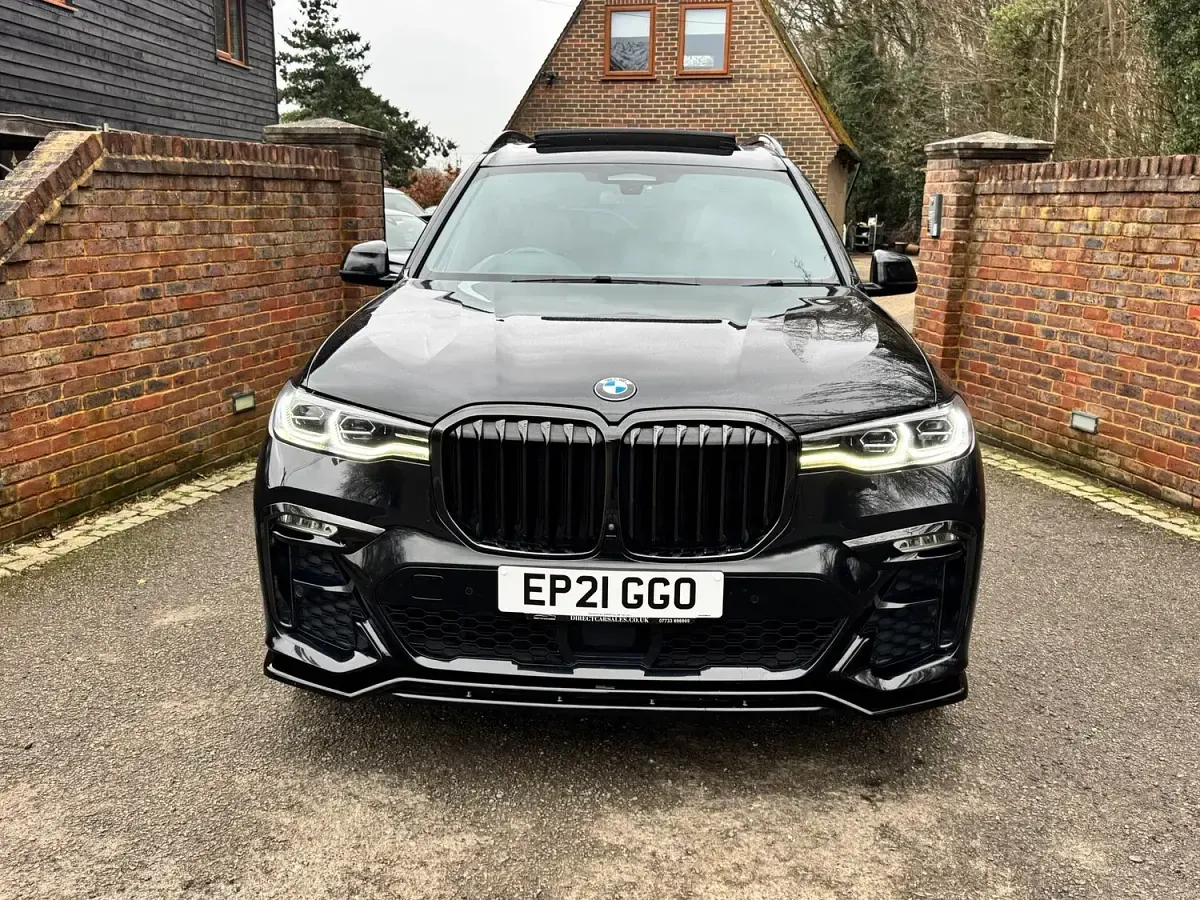 Used BMW X7 M Sport 376 HP (276 kW) 2021 Black SUV