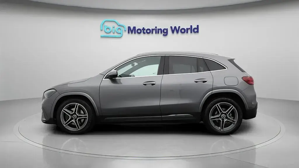 Used Mercedes GLA200 Executive 163 HP (119 kW) 2024 Grey SUV