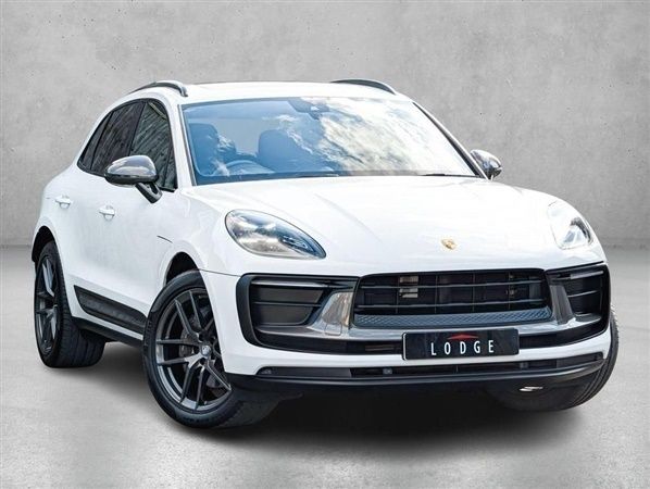 White Used 2022 Porsche Macan SUV | £49,950 (Fair price) - Image 1/1