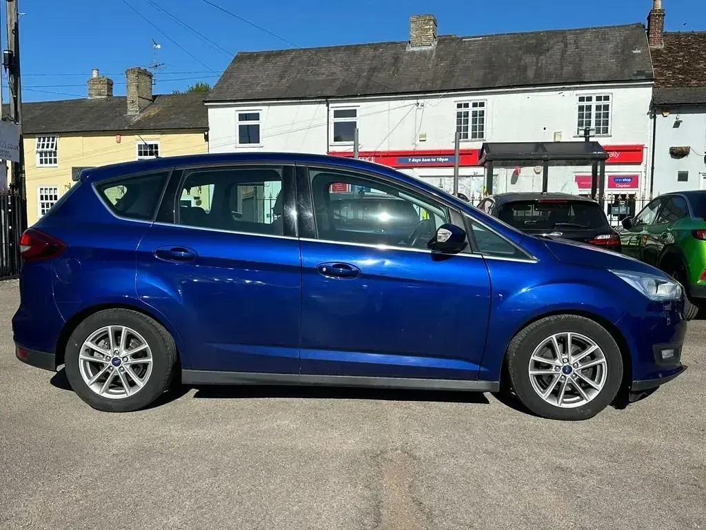 Second-hand Ford C-MAX Zetec 120 CP (88 kW) 2016 Albastru Monovolum
