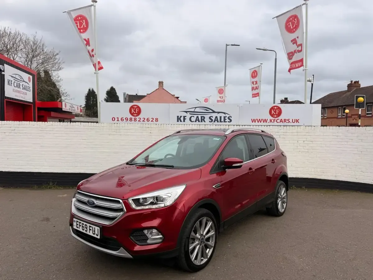 Gebraucht Ford Kuga Titanium X 180 PS (132 kW) 2019 Rot SUV