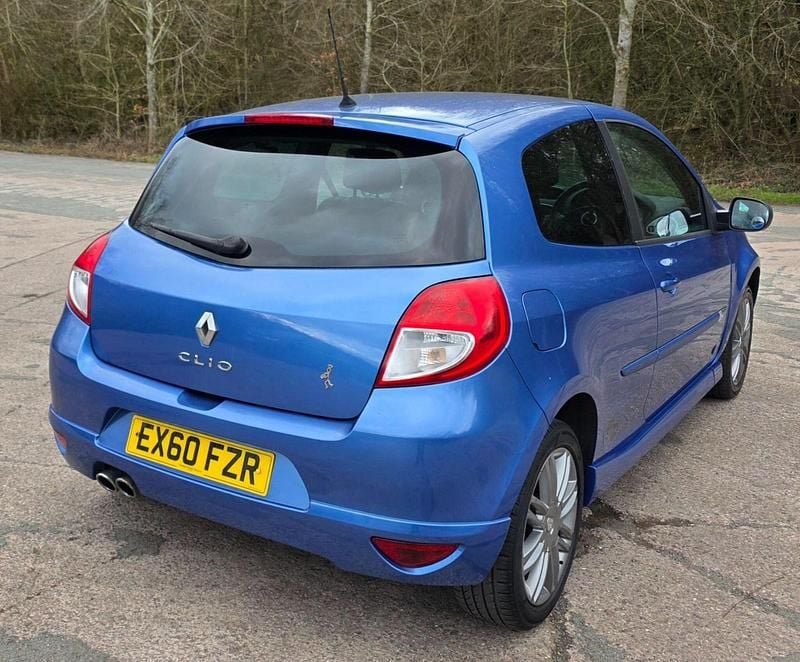 Used Renault Clio II GT 86 HP (63 kW) 2010 Blue Hatchback