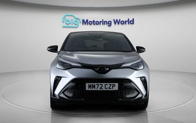 Second-hand Toyota C-HR Sport 122 CP (89 kW) 2023 Argintiu SUV