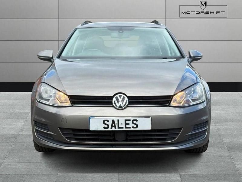 Used VW Golf VII SE 105 HP (77 kW) 2015 Grey Estate