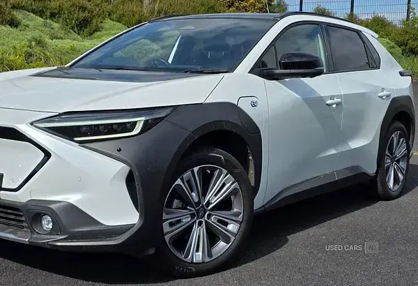 Begagnad Subaru Solterra 150 kW (204 HK) 2024 Vit SUV