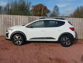 Used Dacia Sandero Journey 100 HP (73 kW) 2023 White Hatchback