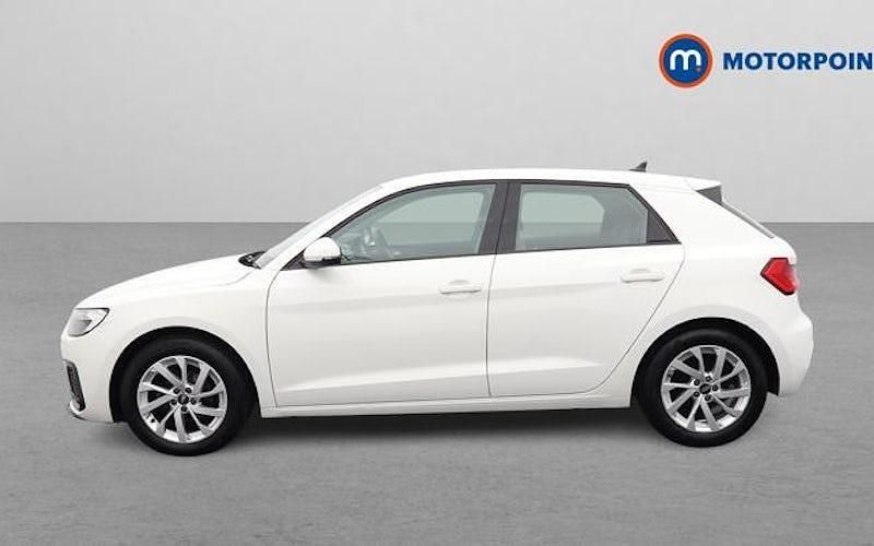 Used Audi A1 Sportback Sport 95 HP (69 kW) 2025 Hatchback