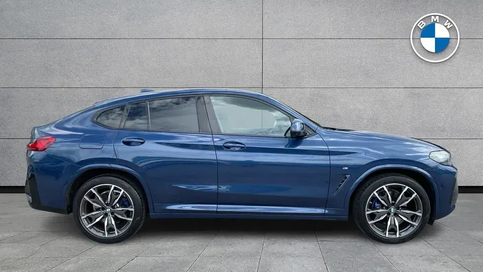 Used BMW X4 M Sport 187 HP (137 kW) 2021 Blue SUV