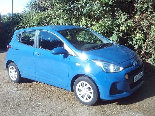 Used Hyundai i10 SE 2017 Blue Hatchback