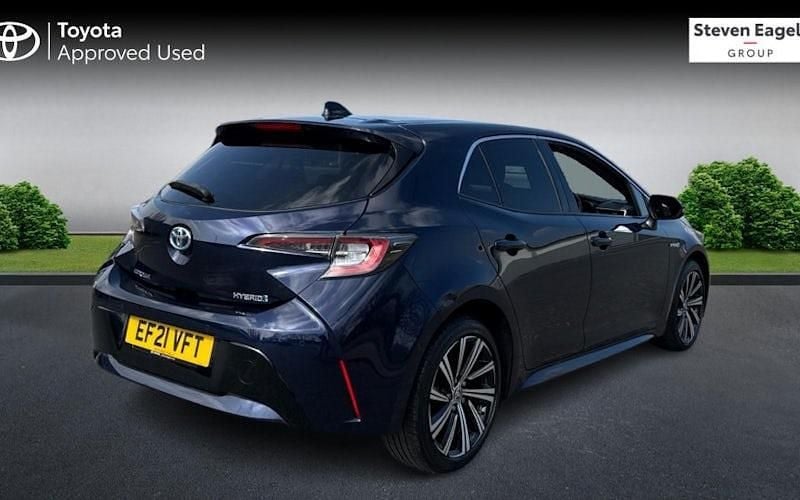 Used Toyota Corolla Design 122 HP (89 kW) 2022 Hatchback