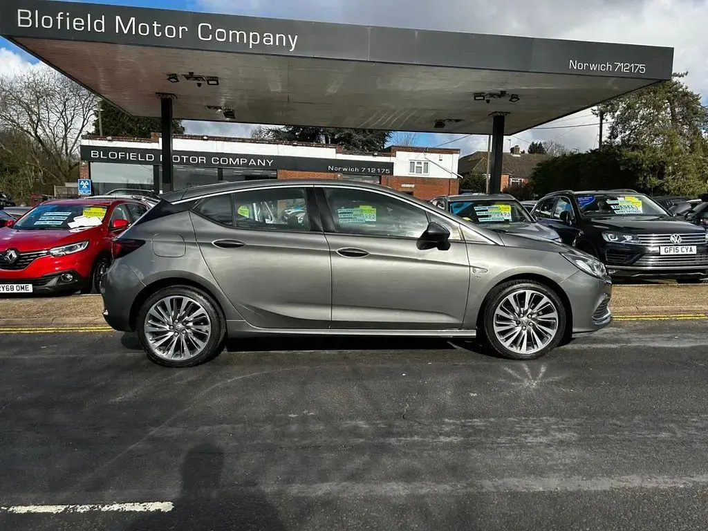 Used Vauxhall Astra SRi 150 HP (110 kW) 2019 Grey Hatchback