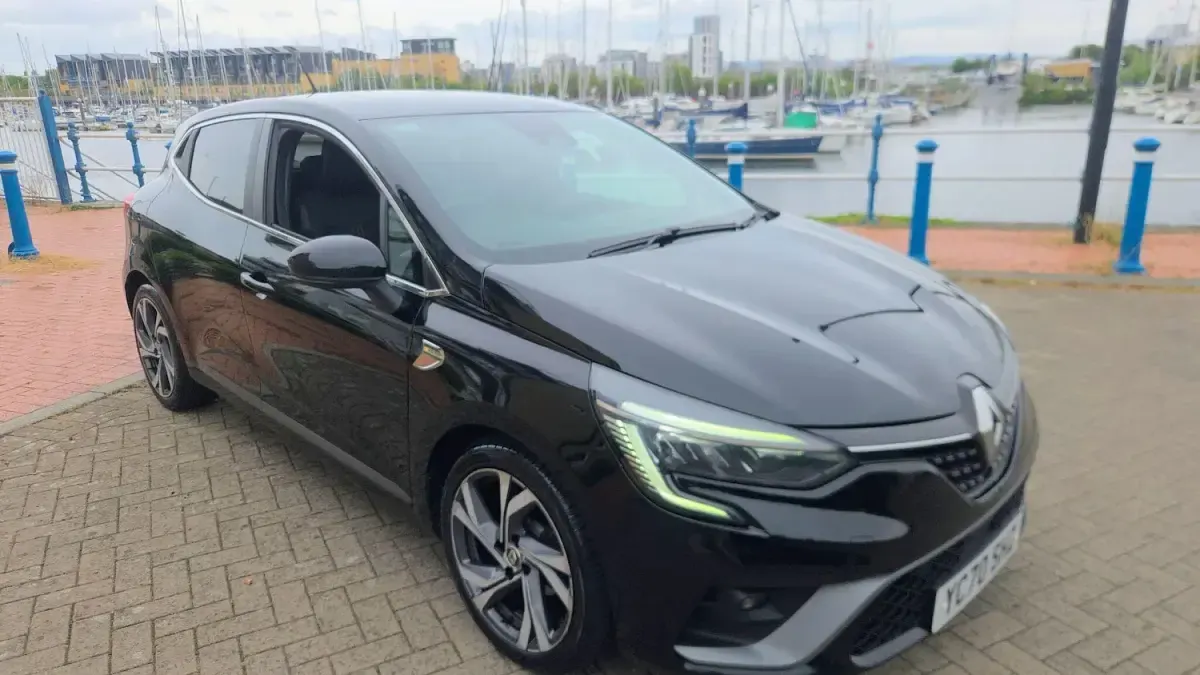 Used Renault Clio RS Line 98 HP (72 kW) 2021 Black Hatchback
