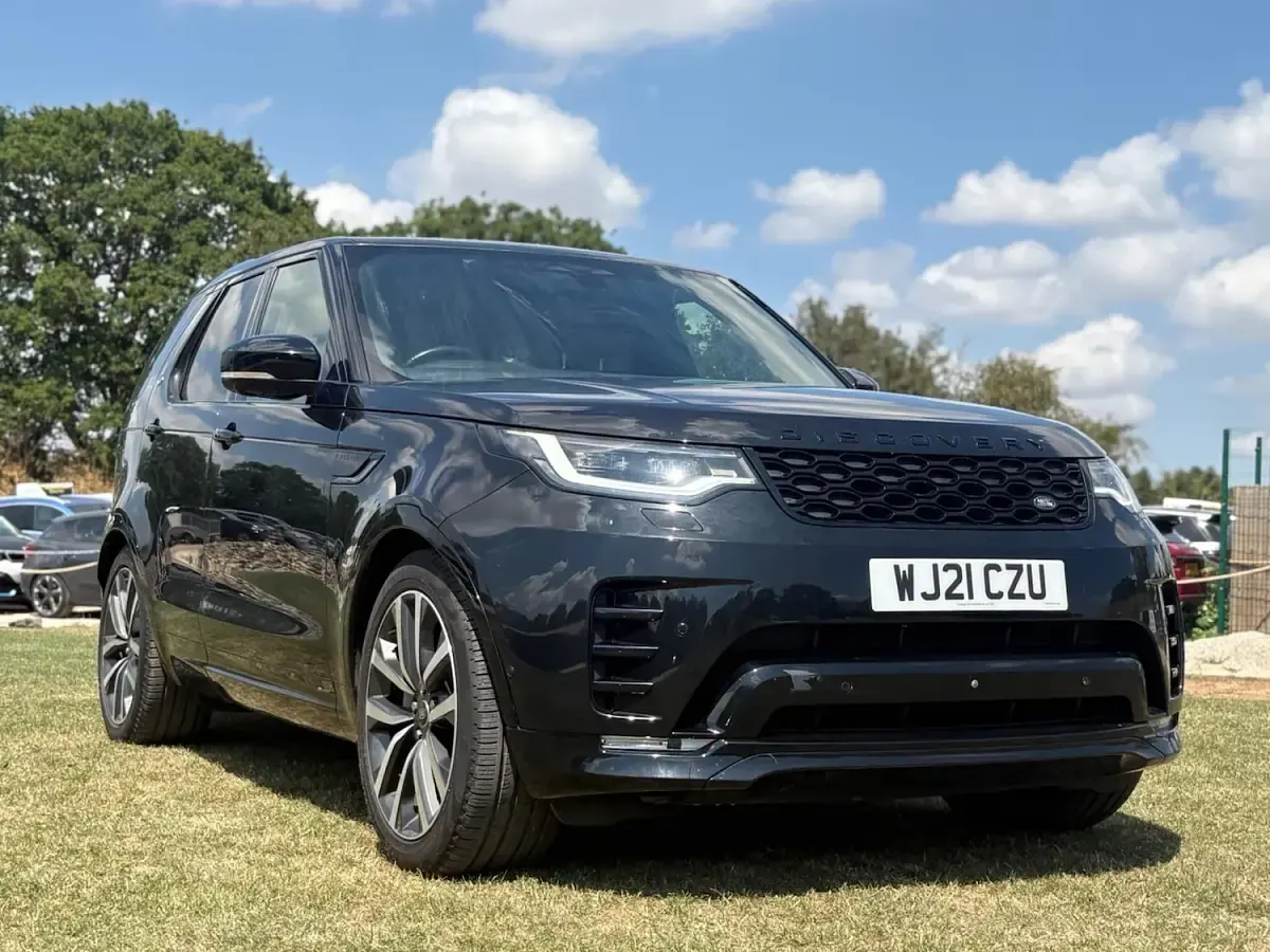 Used Land Rover Discovery 5 SE Dynamic 2021 Black SUV