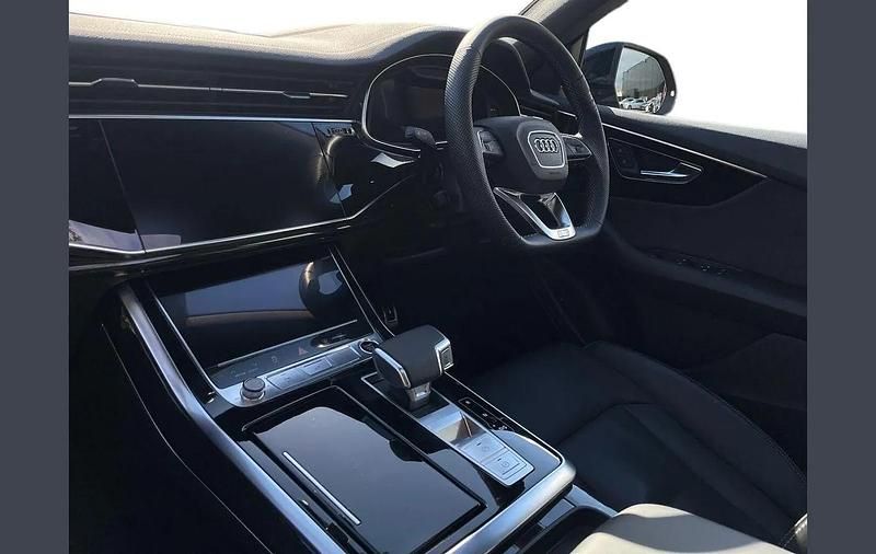 Used Audi Q8 Black Edition 281 HP (206 kW) 2025 Grey SUV