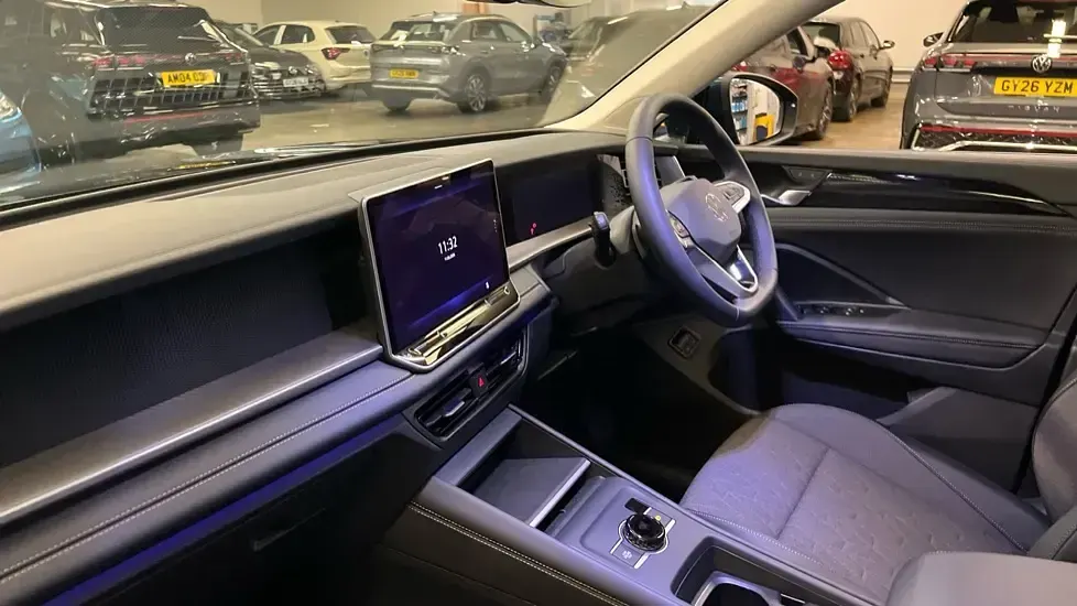 New VW Tayron Match 204 HP (150 kW) 2026 Nightshade blue metallic SUV