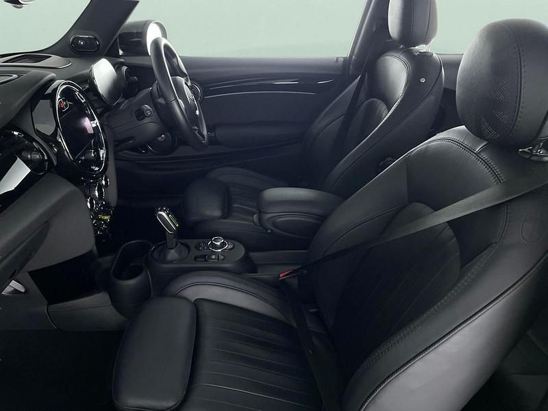 Used Mini Cooper SE Hatch 135 kW (184 HP) 2023 Green Hatchback