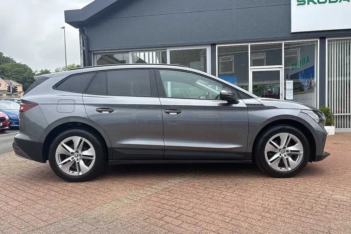 Used Skoda Enyaq iV 97 kW (132 HP) 2023 Graphite grey metallic SUV