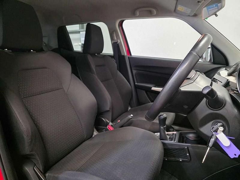 Used Suzuki Swift SZ-T 109 HP (80 kW) 2017 Red Hatchback