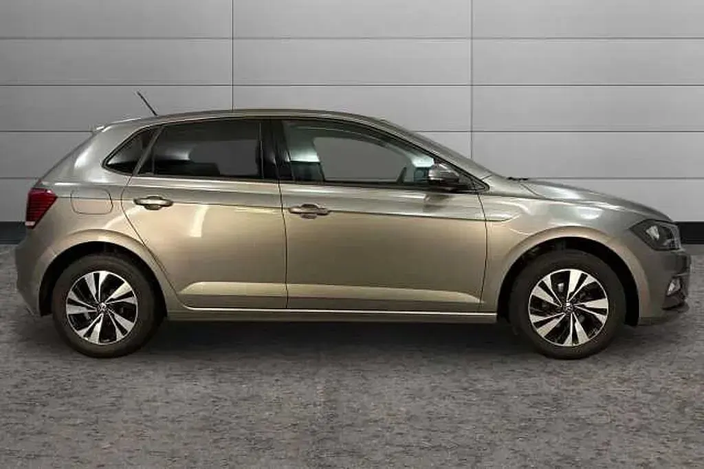 Used VW Polo 80 HP (58 kW) 2021 Hatchback