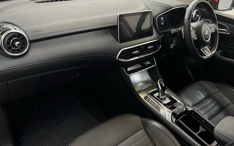 Used MG HS Exclusive 162 HP (119 kW) 2023 Red SUV