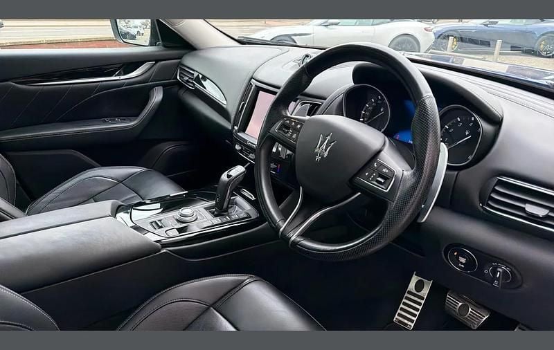 Used Maserati Levante 350 HP (257 kW) 2020 Blue SUV
