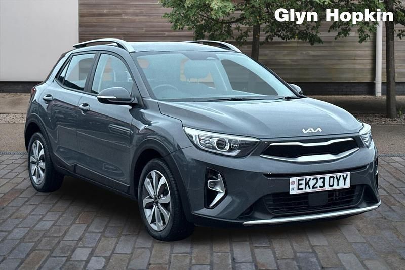 Grey Used 2023 Kia Stonic SUV | £13,726 (Good price) - Image 1/4