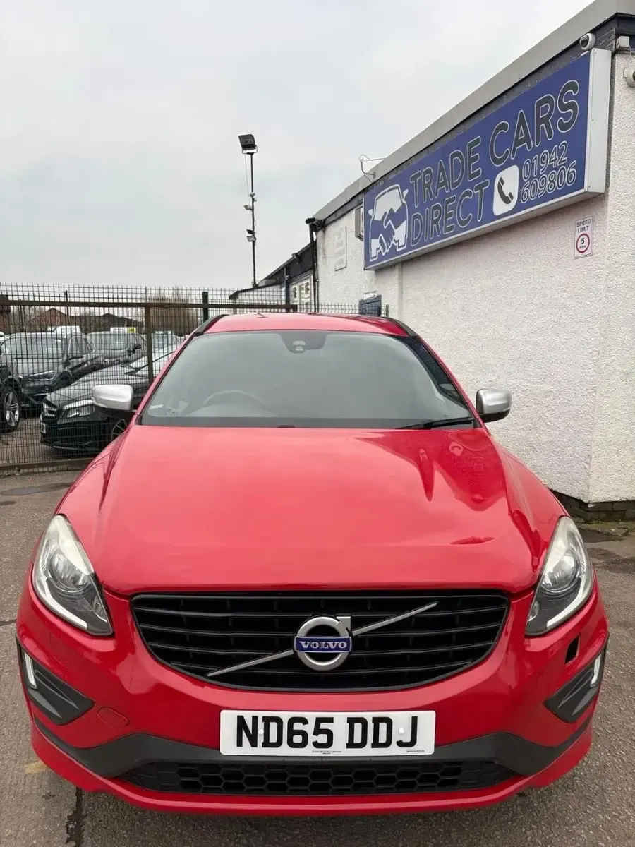 Usado Volvo XC60 R-Design 190 HP (139 kW) 2016 Vermelho SUV