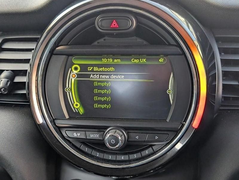 Used Mini ONE Hatch 102 HP (75 kW) 2017 White Hatchback