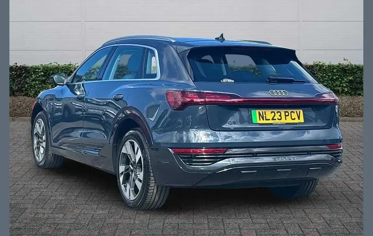 Used Audi Q8 e-tron Sport 250 kW (340 HP) 2023 Blue SUV