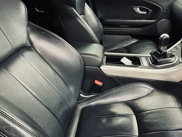 Used Land Rover Range Rover evoque SE 150 HP (110 kW) 2016 White Estate