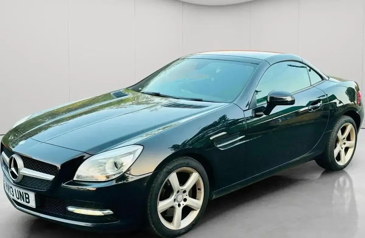 Used Mercedes SLK250 204 HP (150 kW) 2013 Black Cabriolet