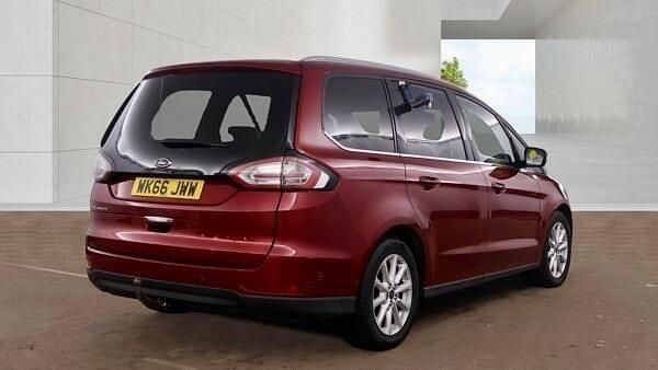 Usado Ford Galaxy Titanium X 180 HP (132 kW) 2016 Vermelho Monovolume